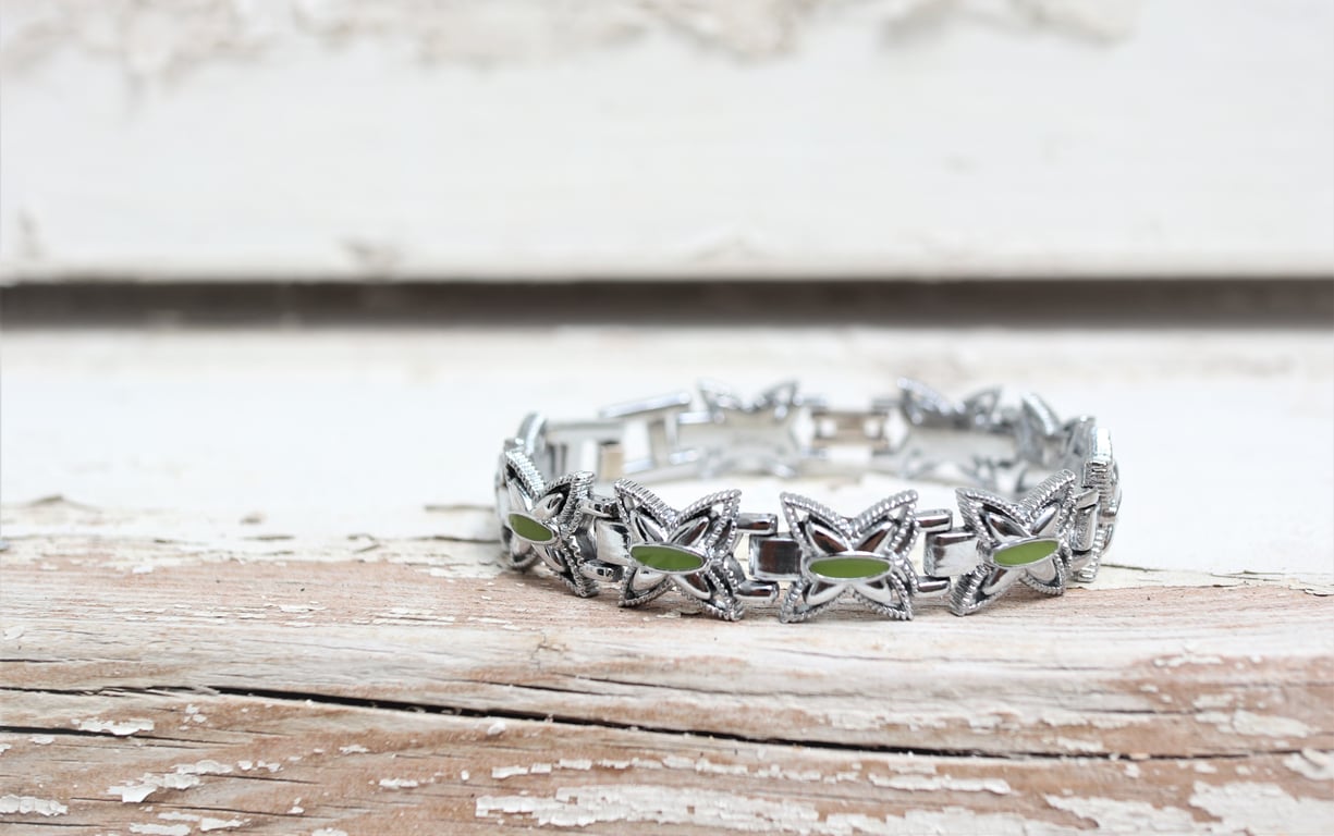 Pretty Upcycled Apple Green Star Flowers Stainless Steel Watch Parts Bracelet