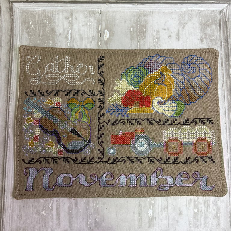 Mug Rug November by Carolee Crafts SY 0027