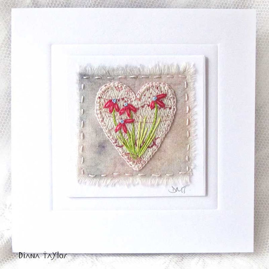 HAND EMBROIDERED VINTAGE FABRIC FLORAL HEART CARD 