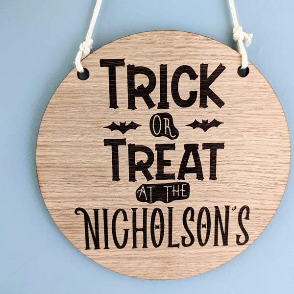 Halloween custom family name 2-side door sign on oak wood halloween door sign