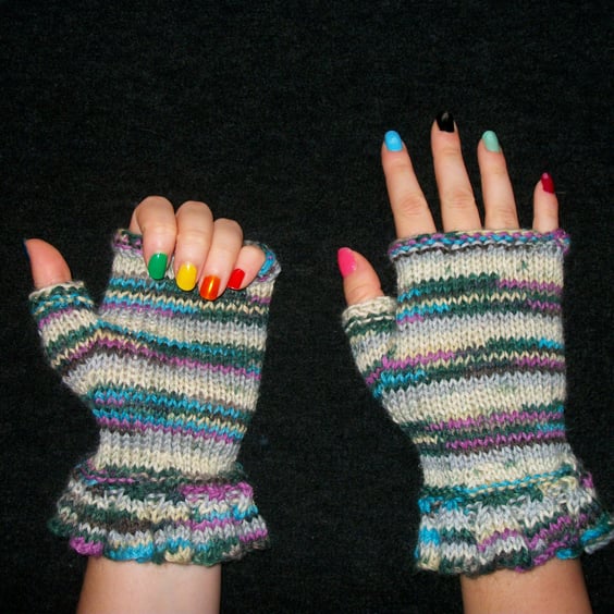 Fingerless Gloves with Ruffle Cuff Knitting Pattern. PDF Knitting Pattern