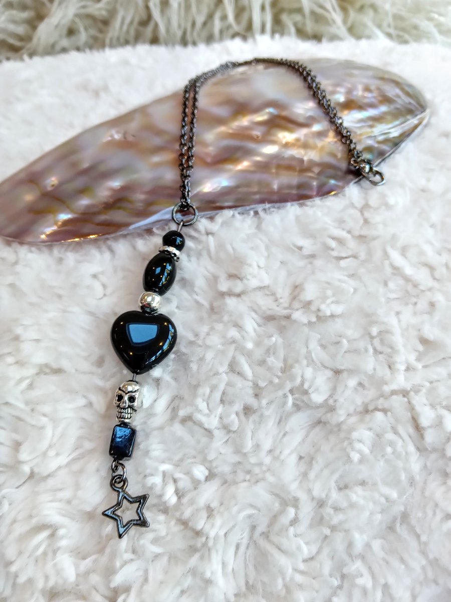 Black Onyx HEART & glass & Tibetan silver SKULL on gunmetal necklace