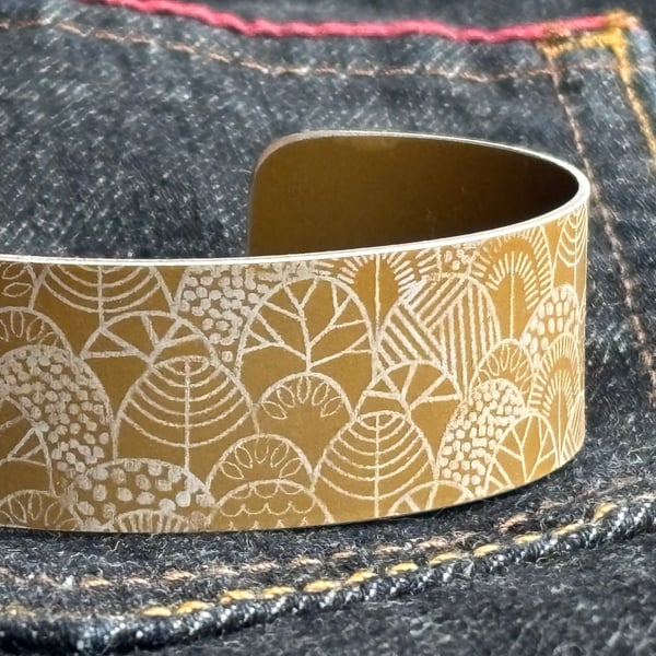 Forest pattern cuff bracelet mustard
