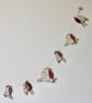 'Robin Garland' - Hanging Decoration - Image 6