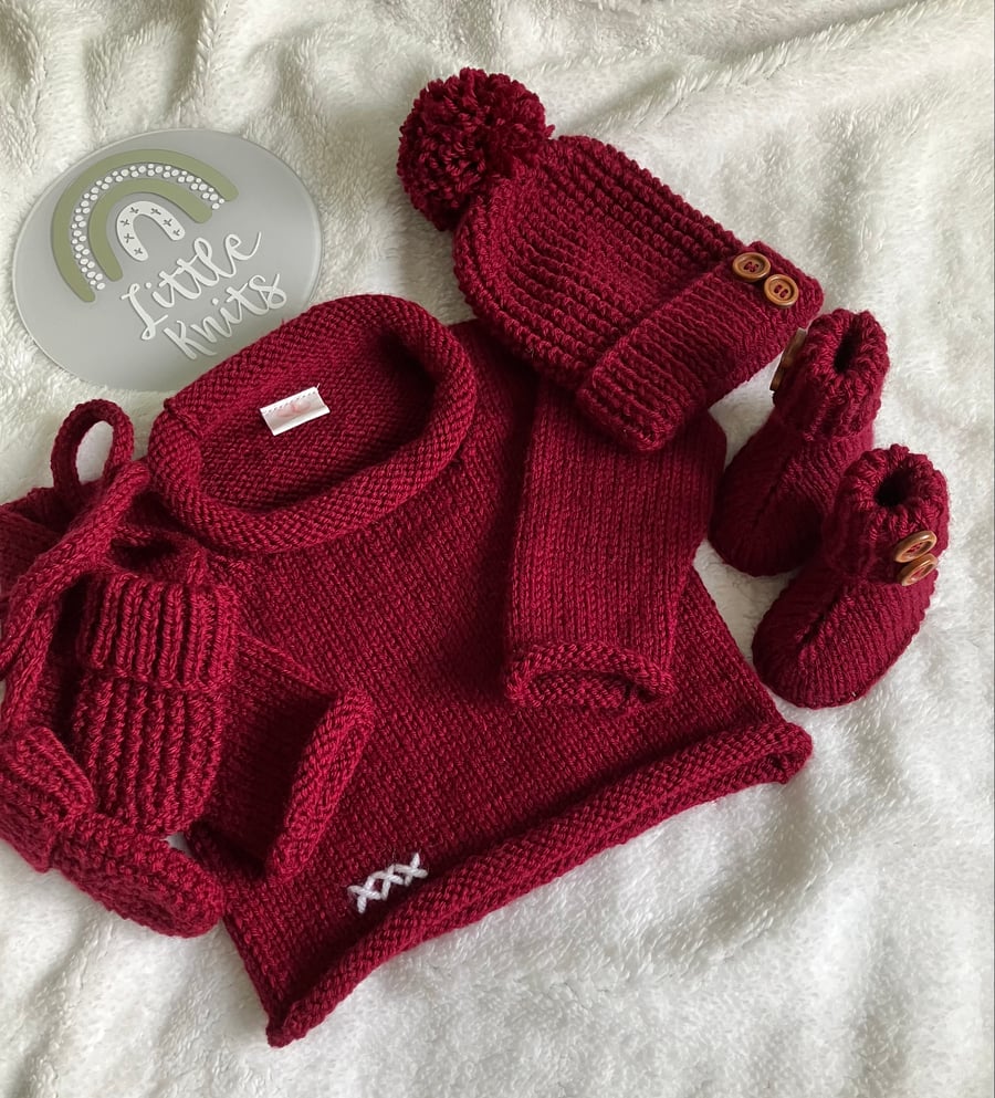 Hand Knitted ‘Winter Warmer’ Baby Set (0-6 months) 