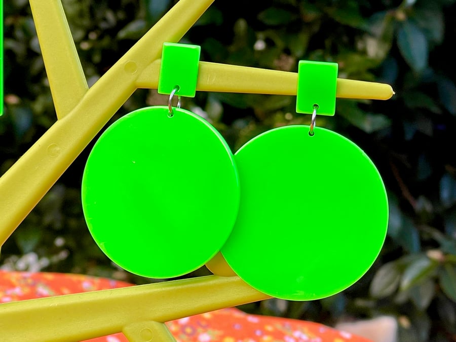 NEON EARRINGS CYBER GREEN resin acrylic drop dangle 