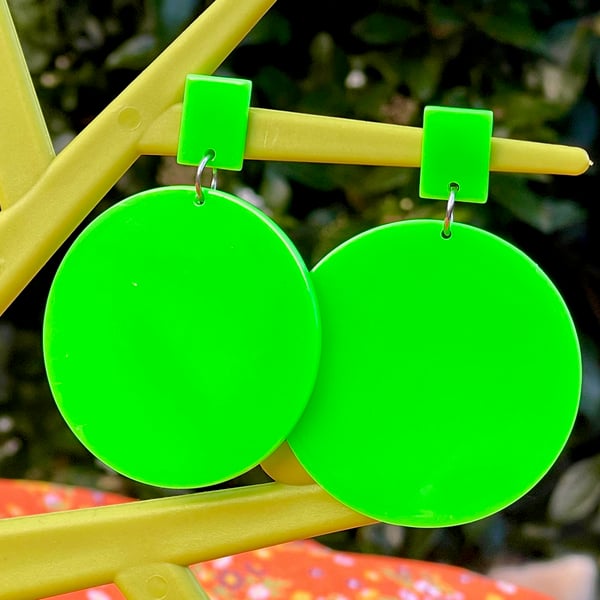 NEON EARRINGS CYBER GREEN resin acrylic drop dangle 