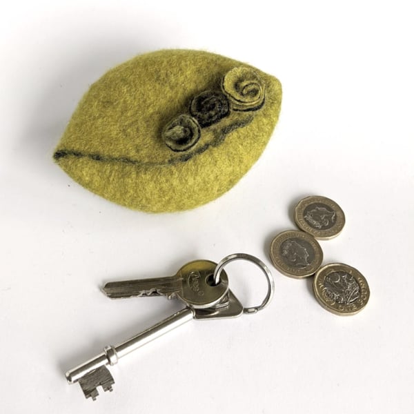 Pod purse: Felted wool purse - pistachio green