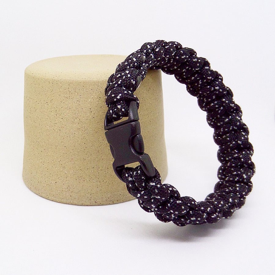 Black Paracord Bracelet