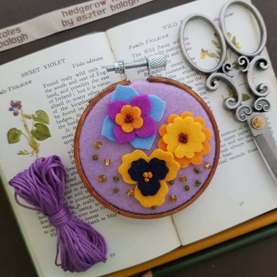 Garden flowers, layered felt flowers - small wall decoration 