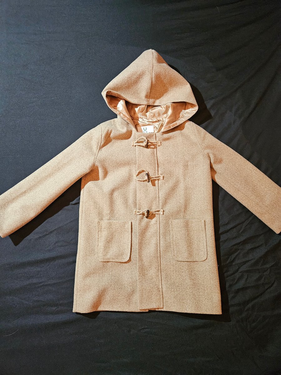 Girls’ Cashmere-Blend Coat – Wooden Toggles & Taffeta Lining