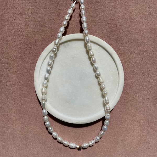 Dainty Freshwater Pearl Beaded Necklace