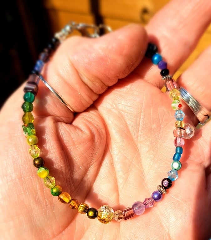 Multicoloured seed beaded bracelet