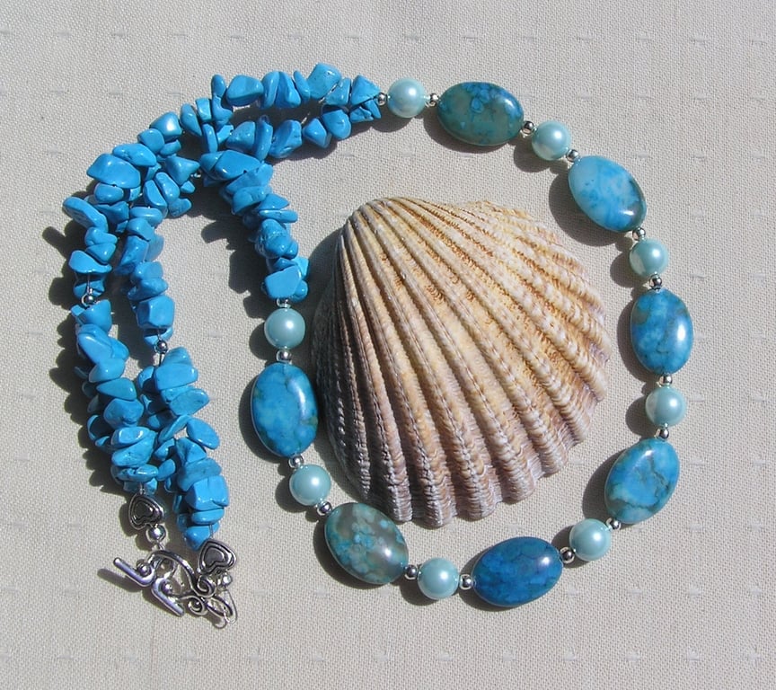 Howlite, Agate & Shell Pearl Gemstone Statement Necklace "Caribbean Shades"