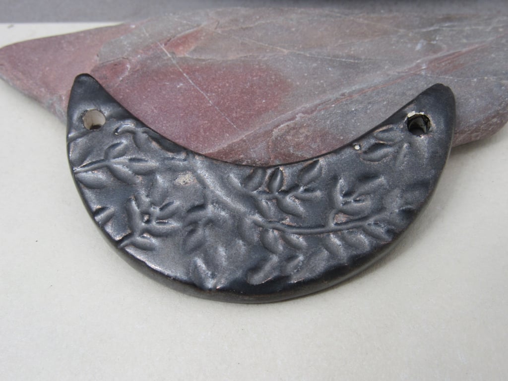 Metallic Leaf Pattern Ceramic Crescent Bib Pendant