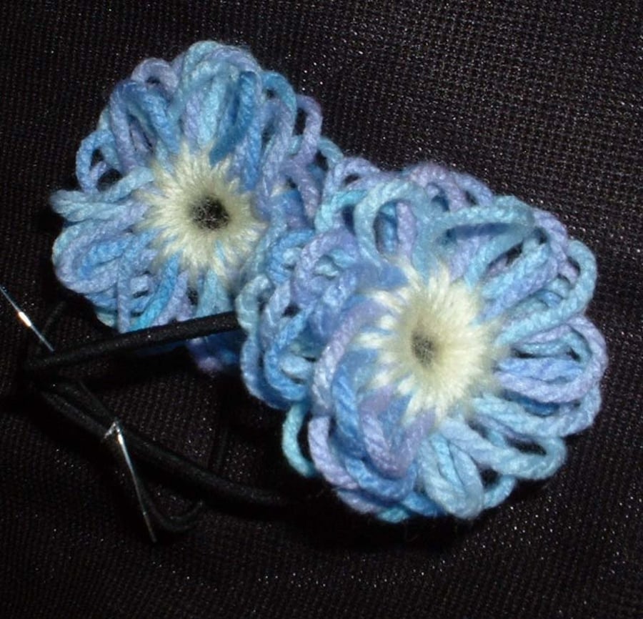 Handmade woollen flower hair bands - blue varigated