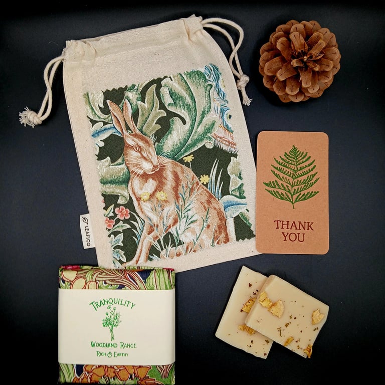 Botanical Wax Melts Midnight Glade & William Morris Storage Bag Thank You Gift