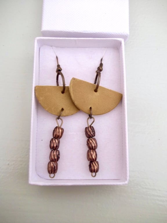 Leather Dangle Drop Earrings Light Khaki and Copper Coloured Bead Boho 