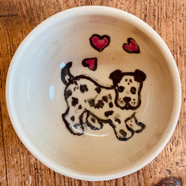 Small bowl with dog design