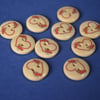 15mm Wooden Red & Green Floral Heart Buttons Natural Wood 10pk Flowers (SNF16)