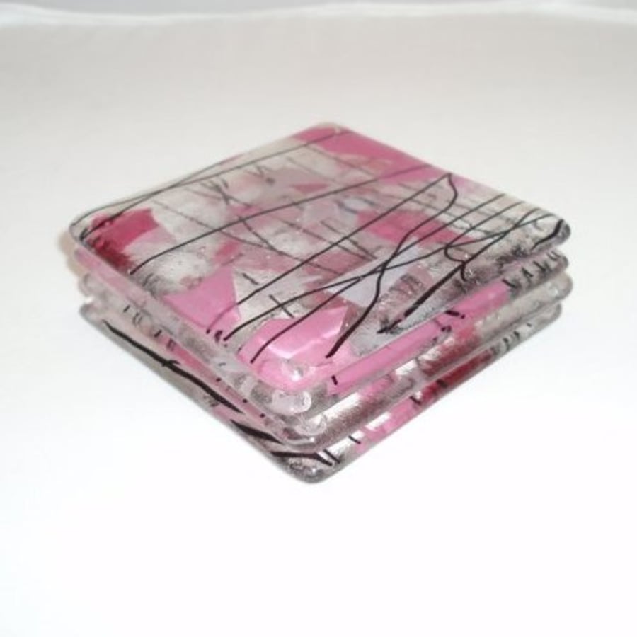 Set of 4 fused glass "Pink Ice" coasters