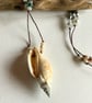 Statement shell necklace with beads - Image 7
