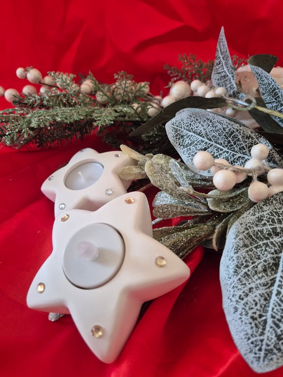 STAR TEALIGHT HOLDER