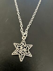 star pendant necklace silver plated 18"" chain silver charm