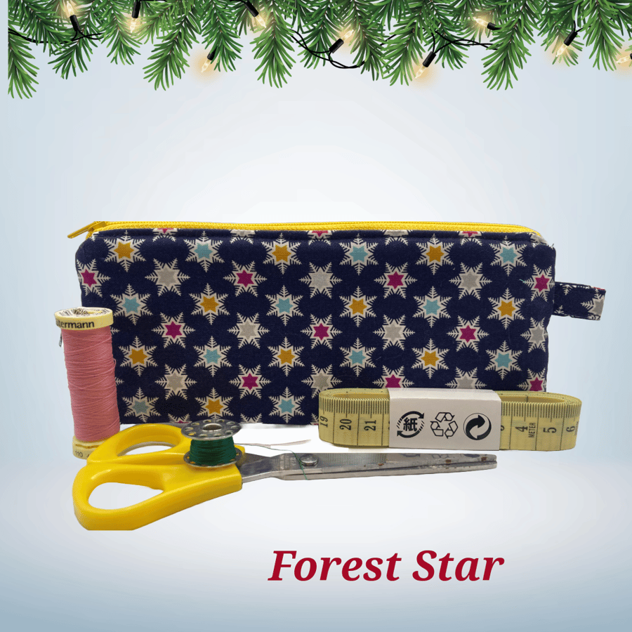 Zipper pouch in Liberty quilting cotton