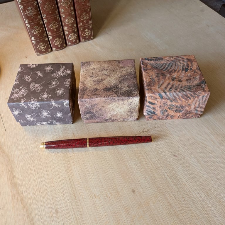  Perfect Allusion Set B - A set of three handmade, raised lid, gift boxes