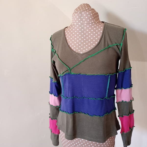 Green patchwork top with long sleeves 