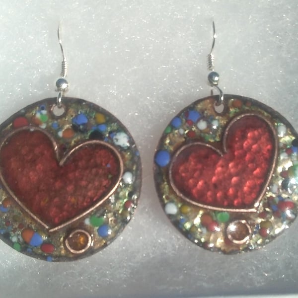 ROUND ENAMELLED EARRINGS - 30MM WITH HEART DESIGN