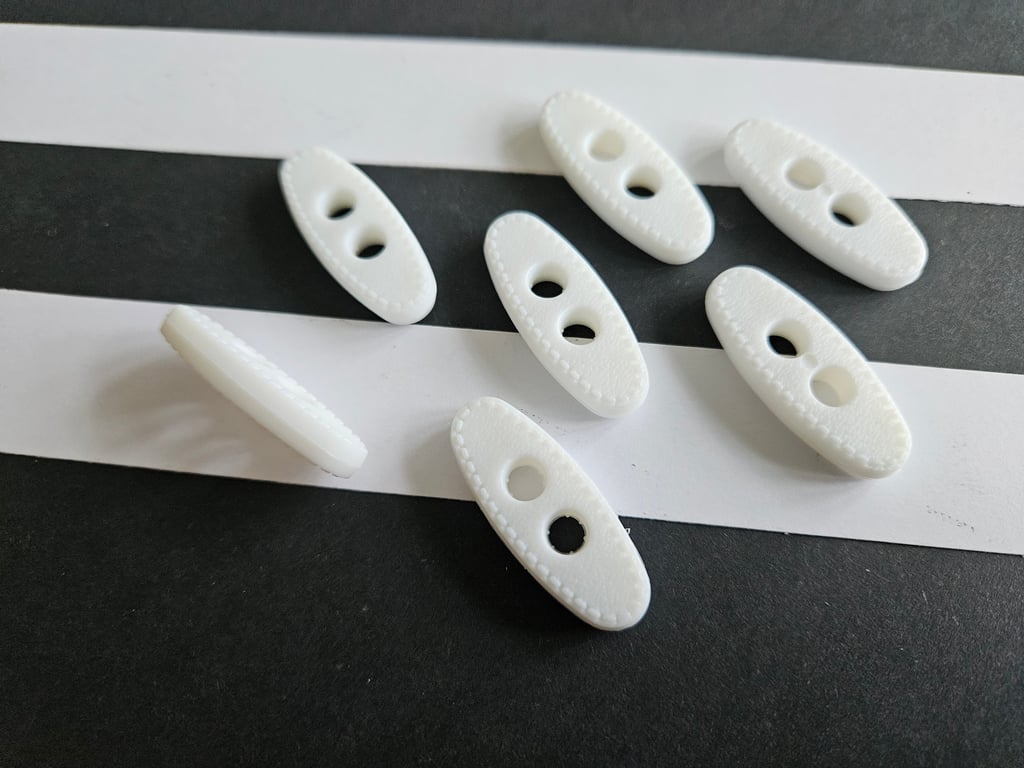 35mm (1 and 1 4")Toggle Button White