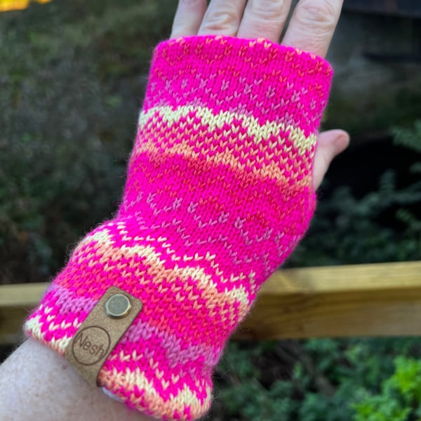 Neon pink and yellow knitted fairisle wrist warmers super seconds festival