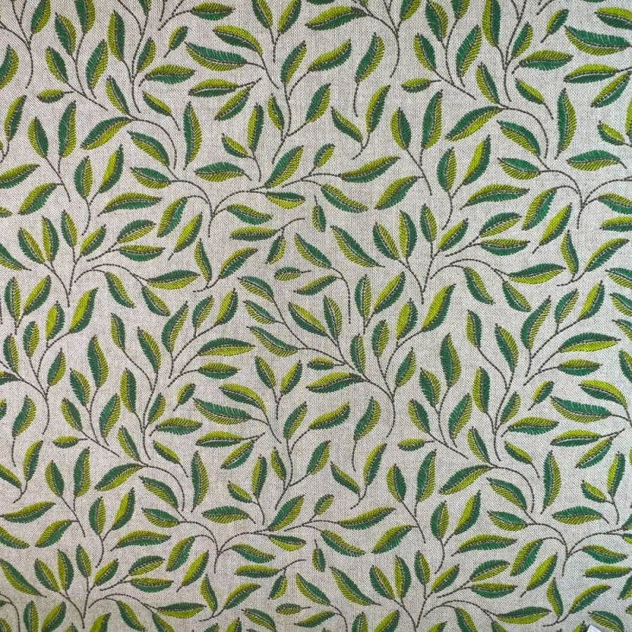 135cm Round  Twisting leaf Tablecloth. Cotton. 