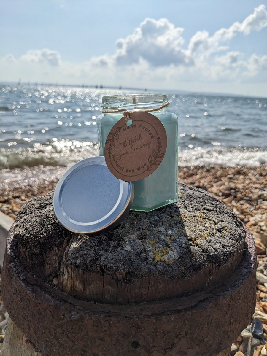 SEA BREEZE SCENTED, HAND POURED, SOY WAX CANDLE – 220G