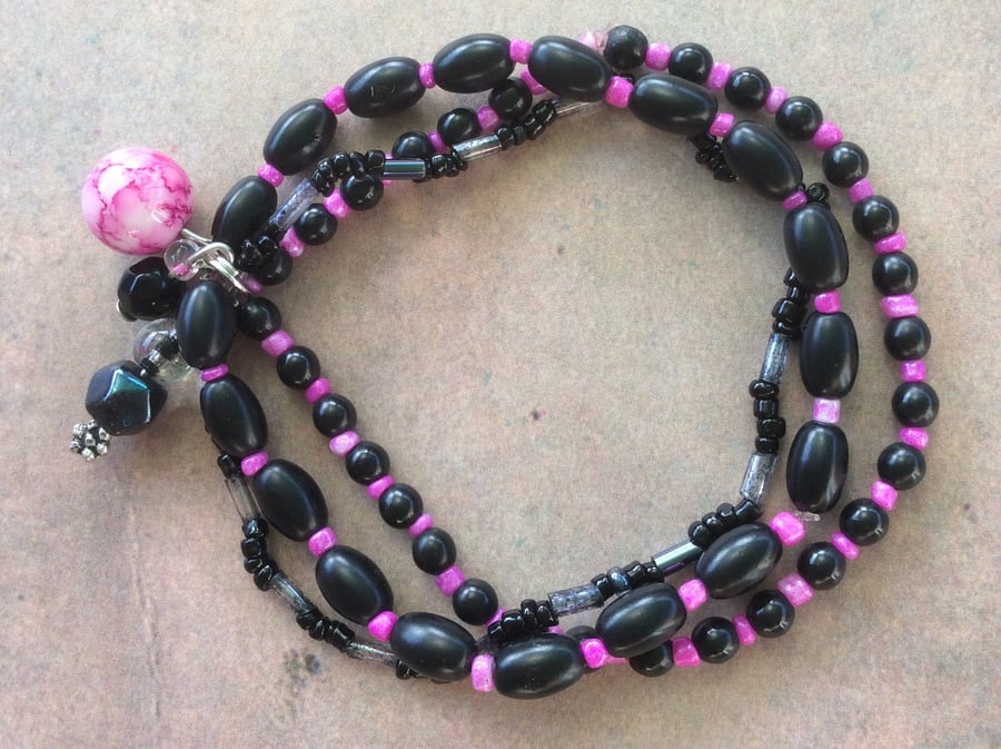 Black and Pink Stretchy Beaded Bracelets