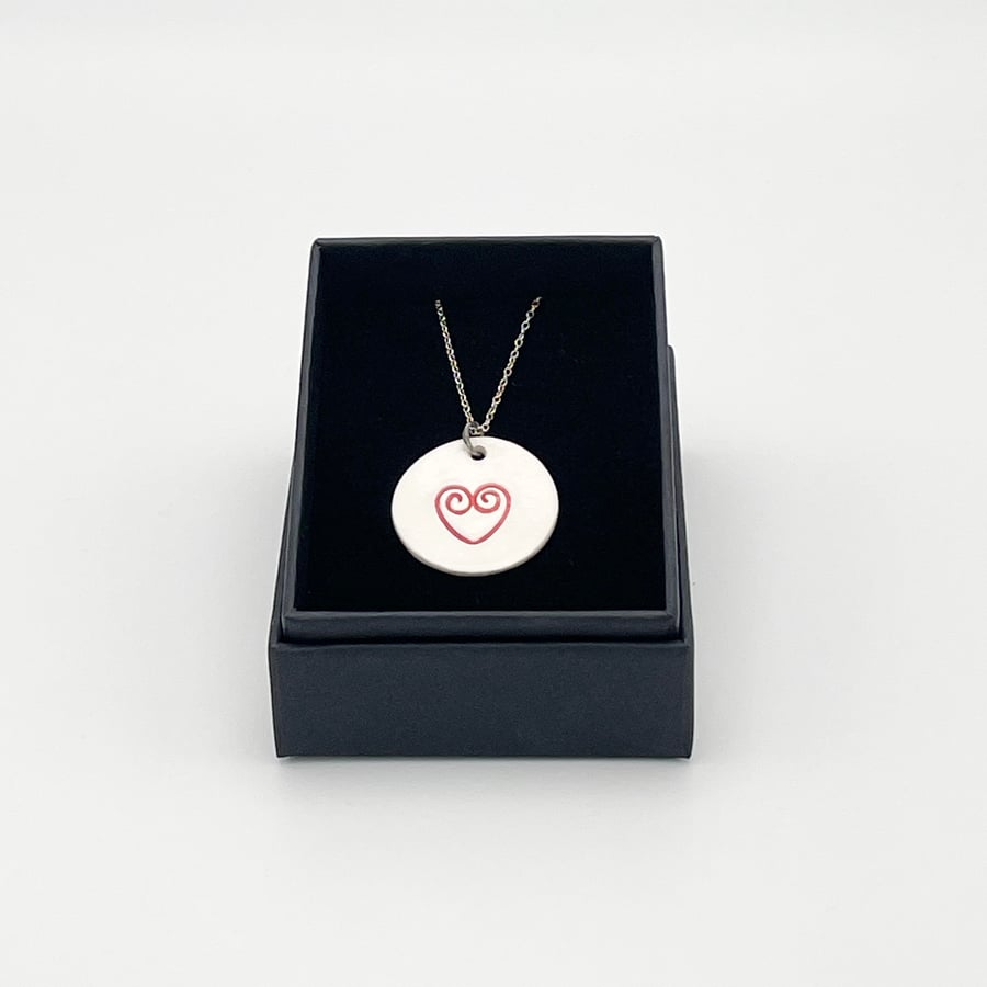 Red heart porcelain necklace