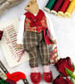 Cranberry, A Gentleman Christmas Mouse - Image 3