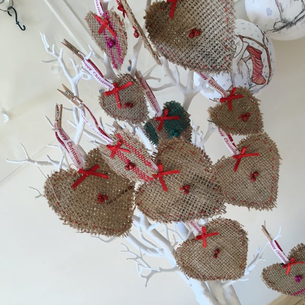Christmas decoration. Rustic heart decorations. CC156. 