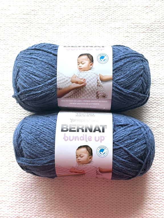 2 Balls x 140g Bernat Bundle Up Yarn Medium Yarn : Beluga