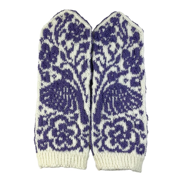 Hummingbird wool mittens, bird lover hand knitted mittens, handknit mittens,