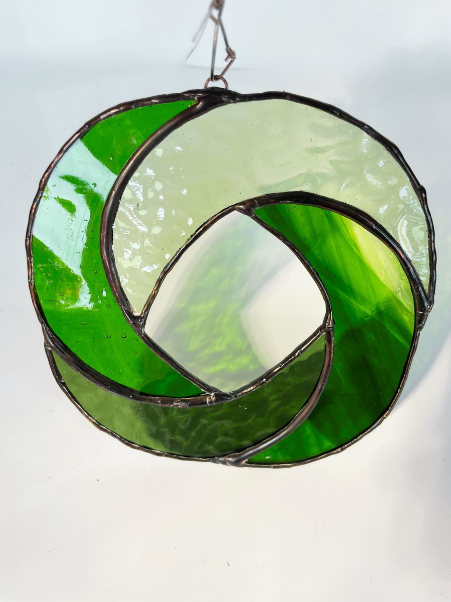 Stained glass hanging green swirl suncatcher