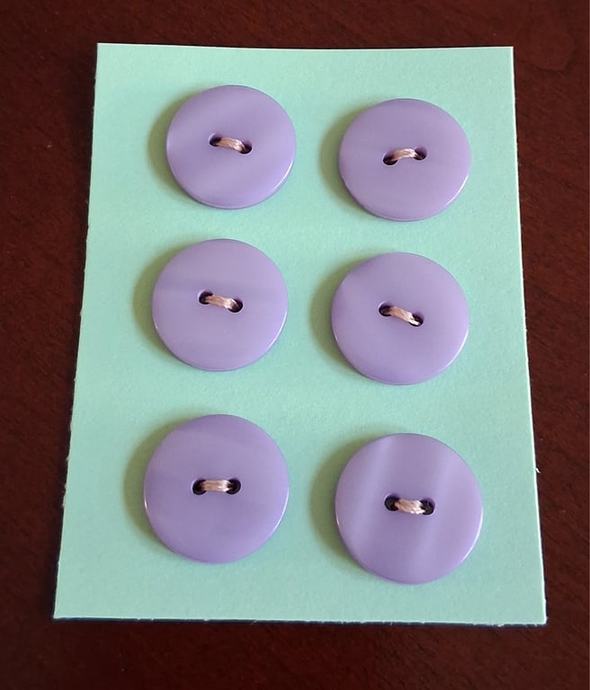 19MM LILAC BUTTONS WITH TWO HOLES FOR SEWING.