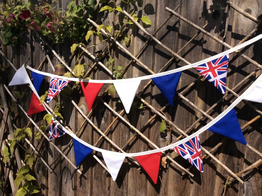 Union Jack Bunting - 16 Flags 5ft small flags plus ties, WW2 reenactments