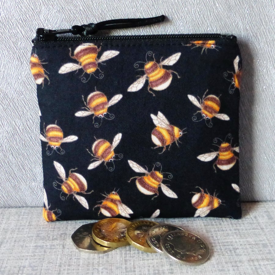 Small purse, coin purse, bees
