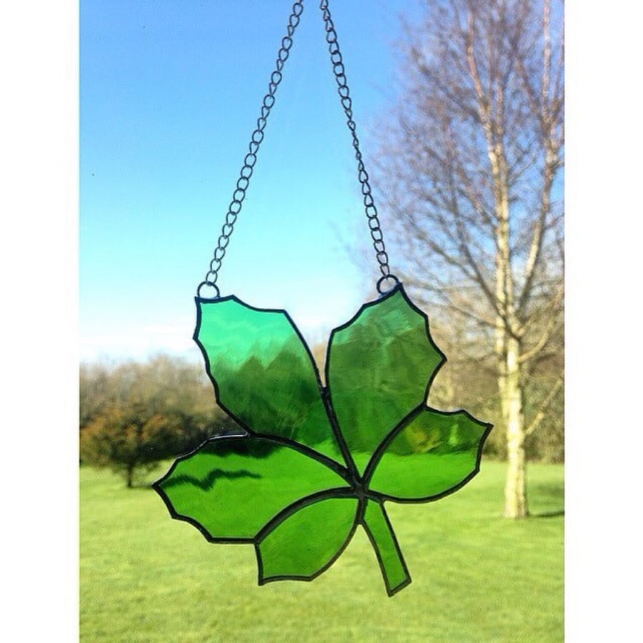 Stained glass green leaf suncatcher 