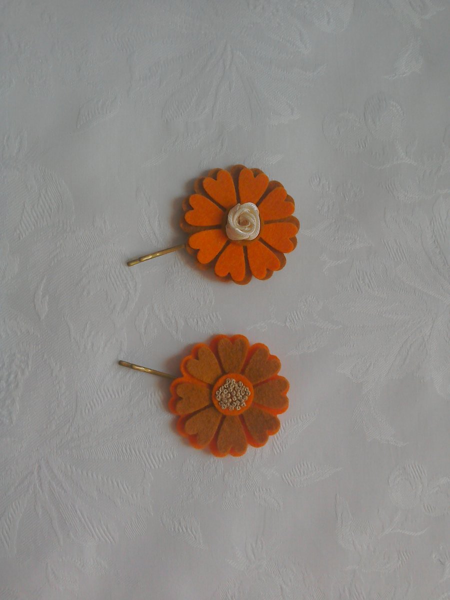 Felt flower, hair accessories, autumn colours, cream, orange brown