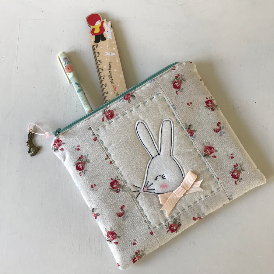 Blossom notions pouch