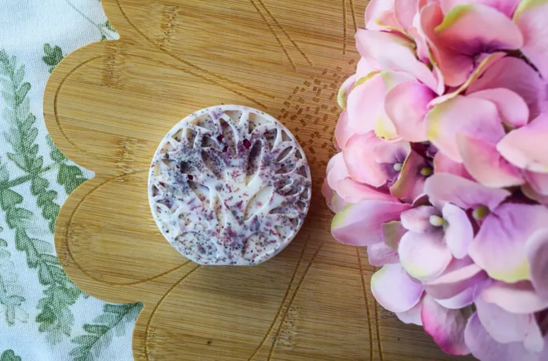 Rosewood Tree wax melt.